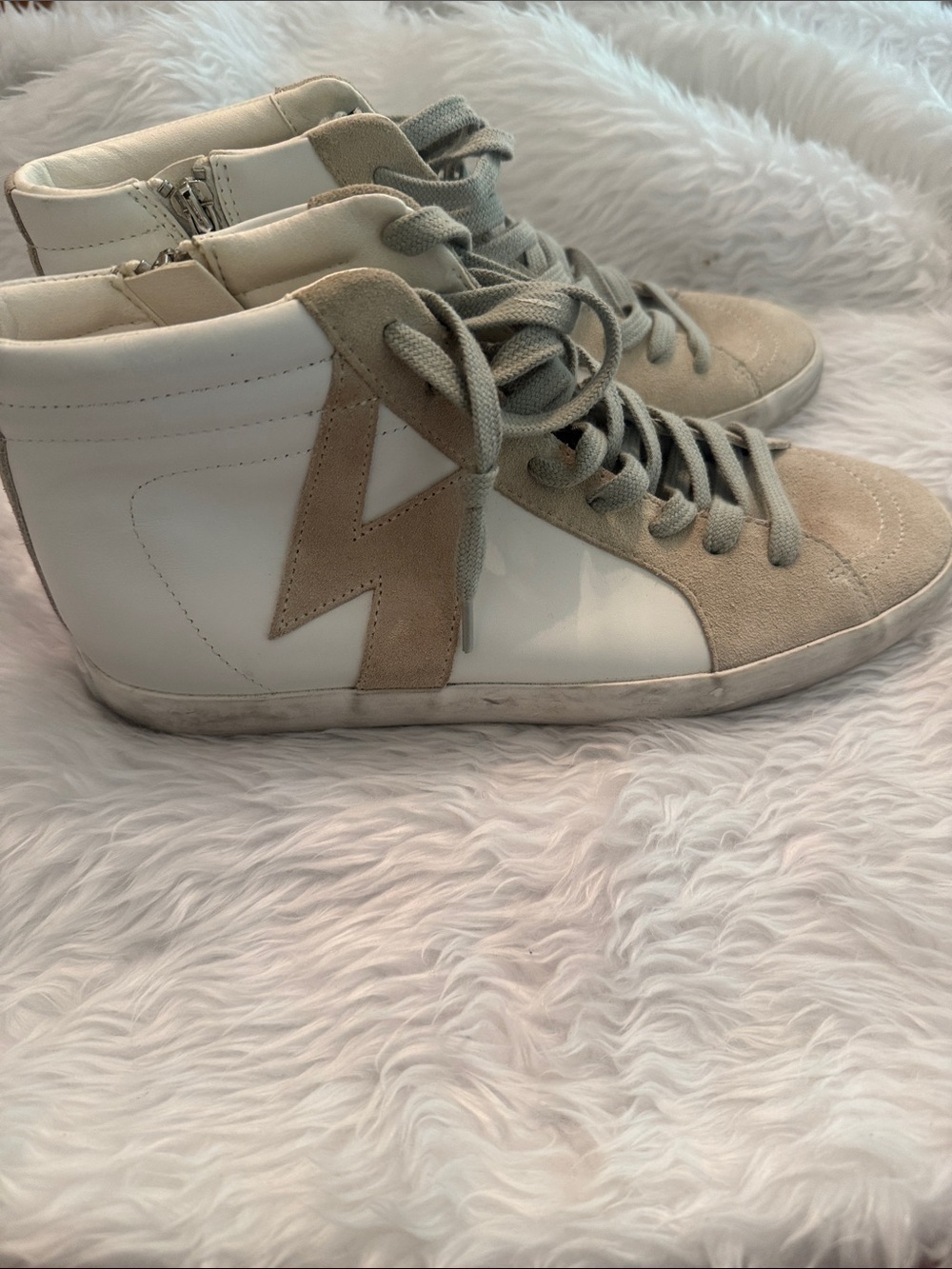 Sam Edelman High-Top Women's Sneakers in Beige and White - Picture 3 of 5